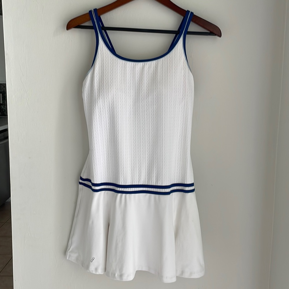 Vintage Tail White Tennis Size Medium Blue Accent Straps